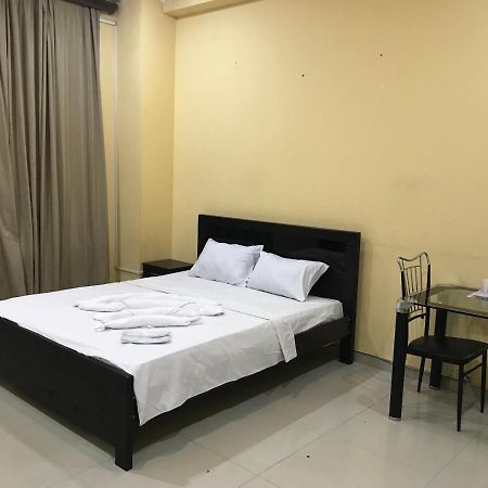 Rostus Hotel Tbilisi Exterior photo