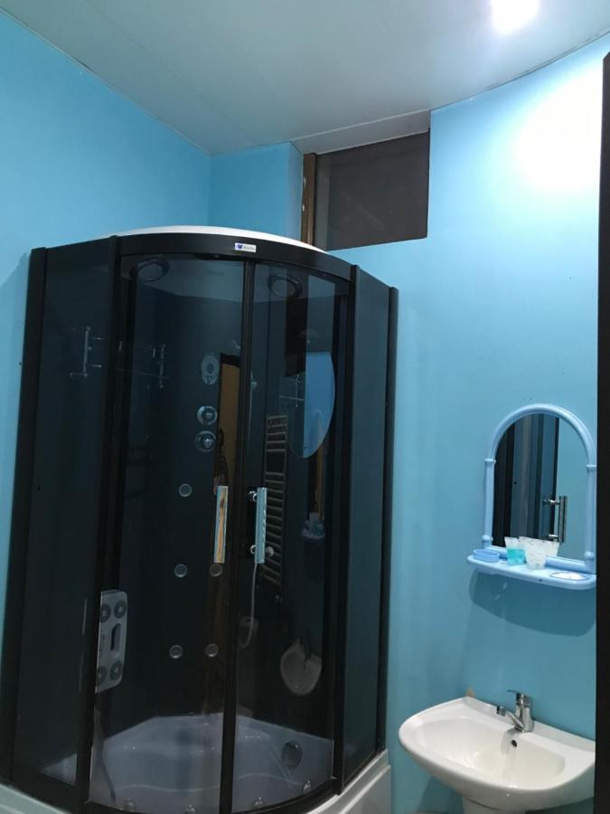 Rostus Hotel Tbilisi Exterior photo