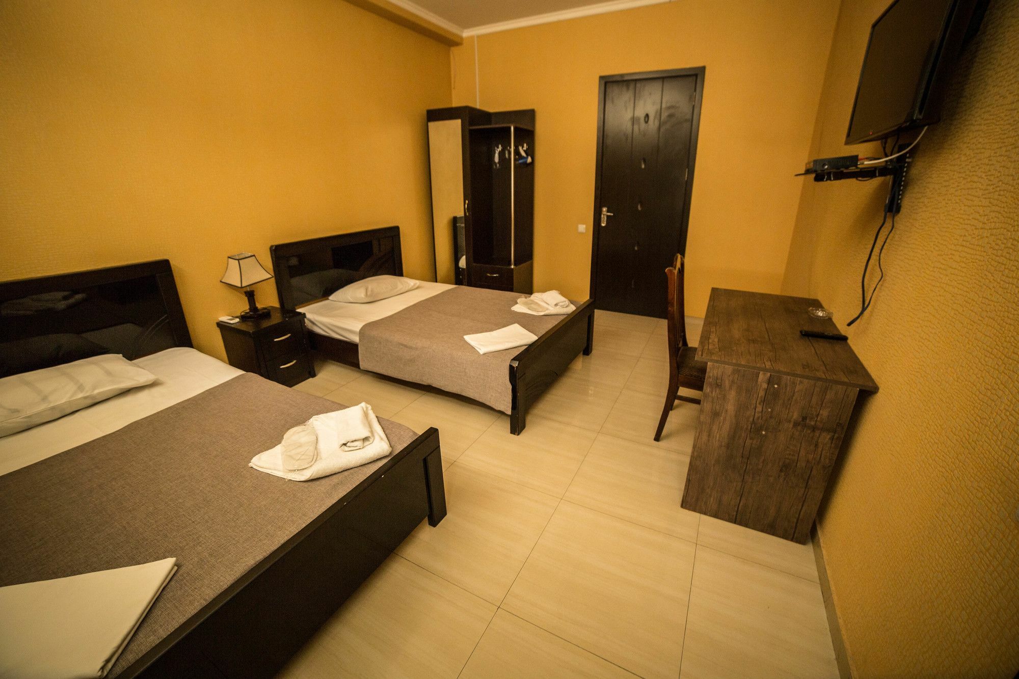 Rostus Hotel Tbilisi Exterior photo